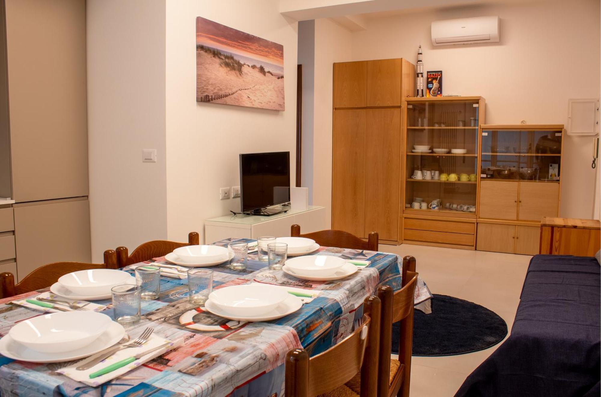 100 Metri Dal Mare Relax A Due Passi Dal Centro Apartment Finale Ligure Exterior photo